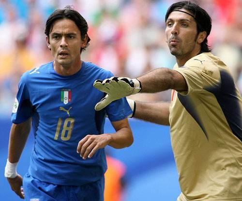 时刻挺身而 时刻挺身而