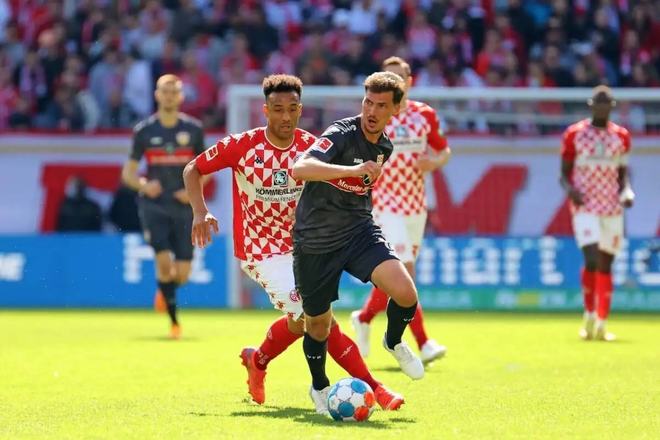 个转会窗口 个转会窗口