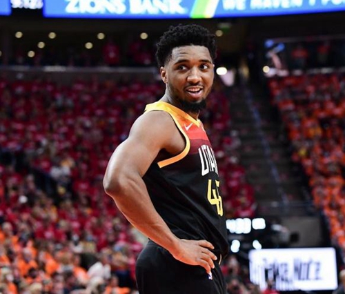 赛季成为一 赛季成为一